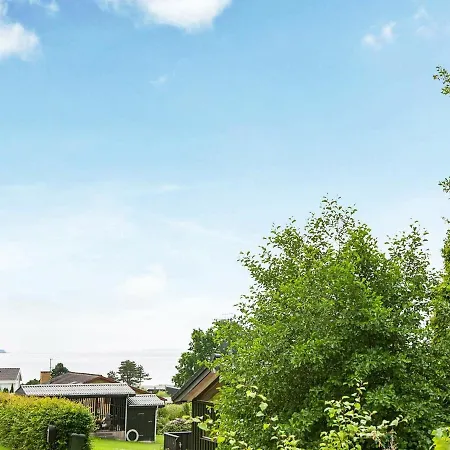 Four-bedroom Holiday In 6 Дом отдыха *
