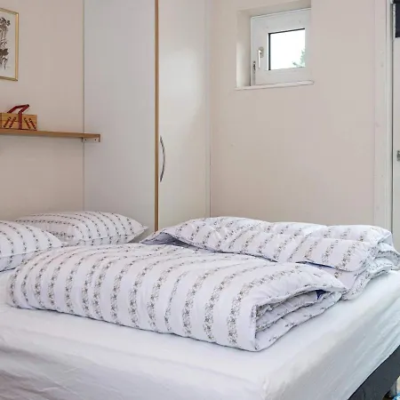 Four-bedroom Holiday In 6 Дом отдыха Эбельтофт